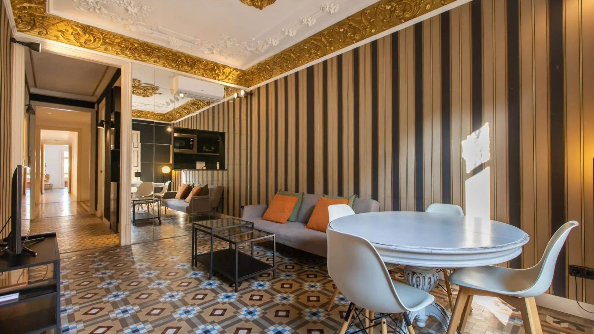 Eg21- Modernist And Elegant Apartment In Bcn City Center Barcelona Spanyolország